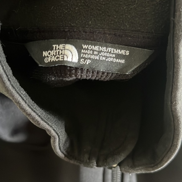 The North Face Windwall Zip Up Jacket Black & Gray - Picture 8 of 11
